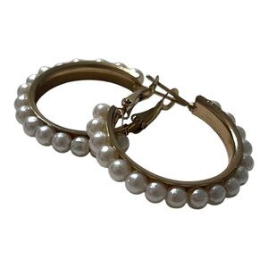 💖5/$10💖 Pearl Embellished Hoop Earrings